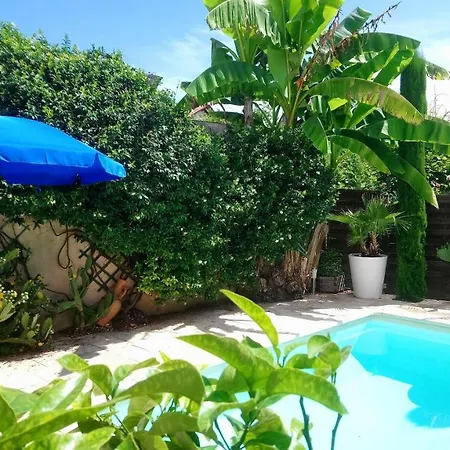 Le Patio D'olivier Bed & Breakfast *